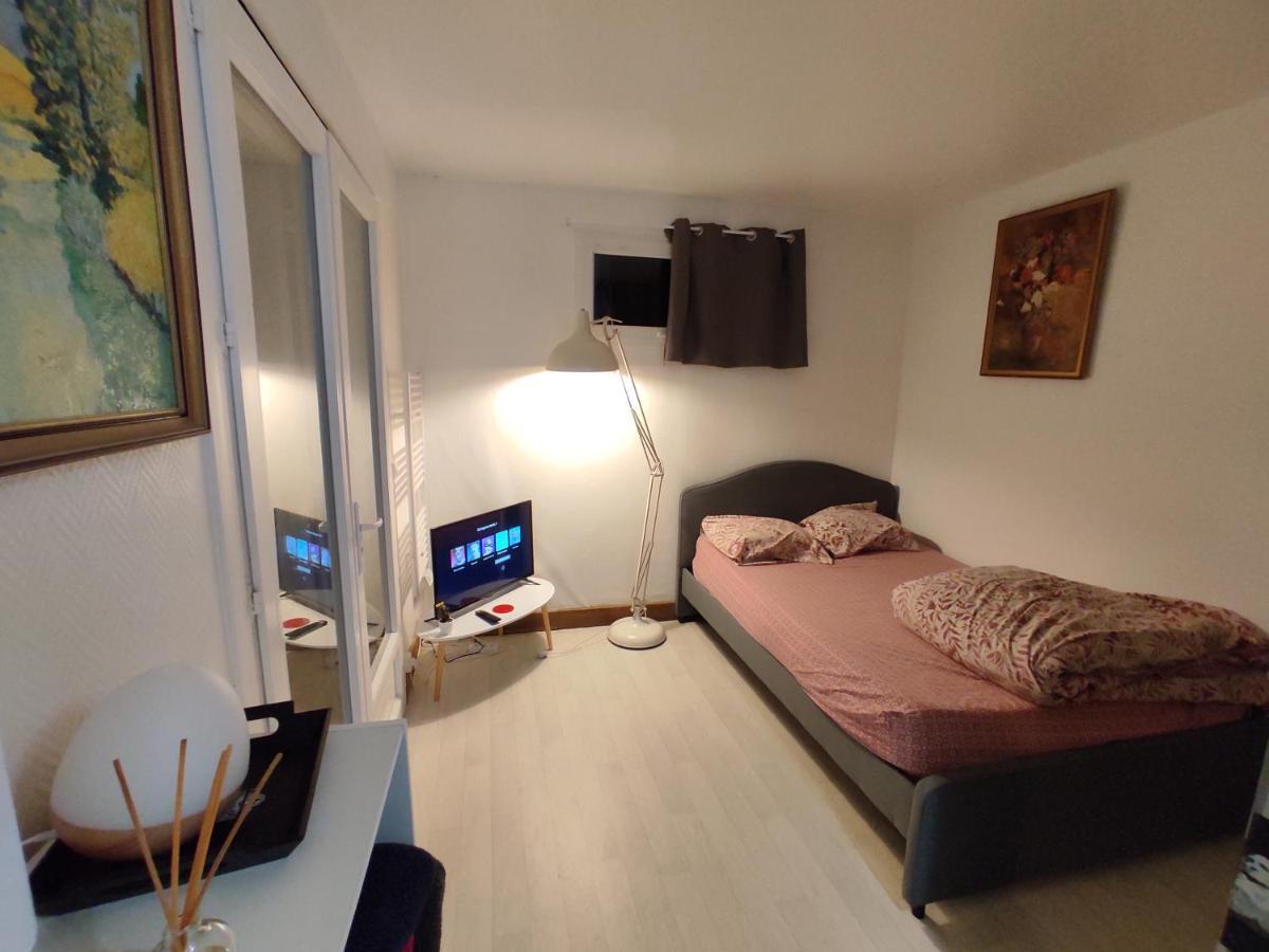 Studio Marjorie Indep. Dans Maison Particuliere Mérignac Εξωτερικό φωτογραφία